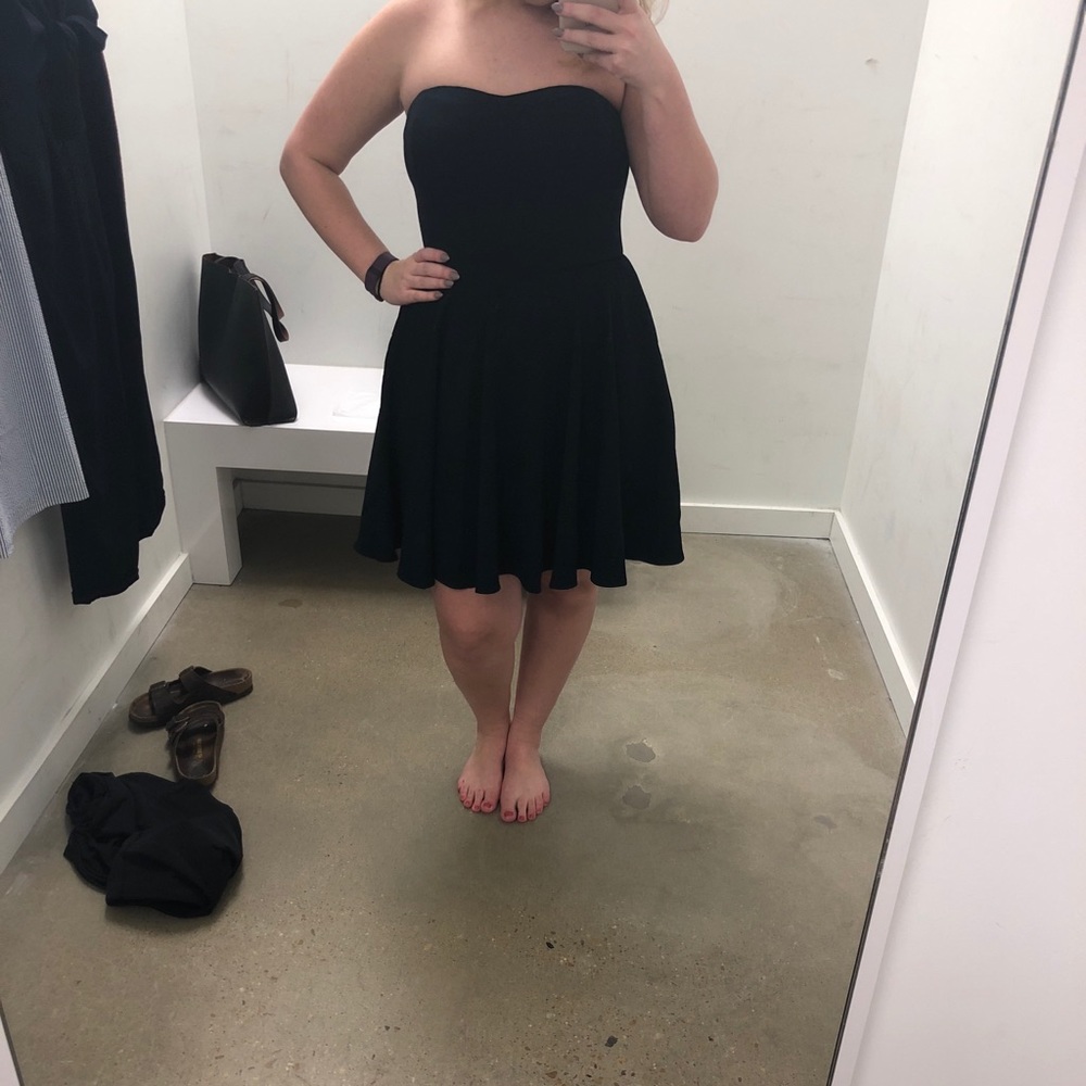 Vineyard Vines Solid Black Flounce Dress